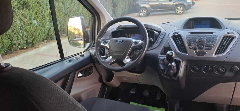 Ford Tranzit Custom/An 2016/Dublu Cabin /2.2 d 131/Navi/Ac /Dist Lant/Km 239000/5loc+sp marfa/Im Ol
