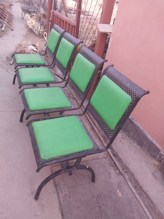 Стуля четыреместны