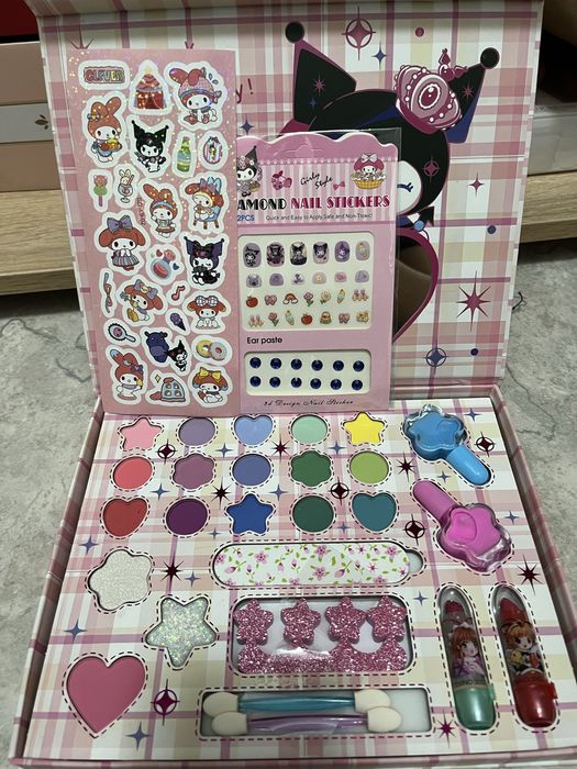 Косметика для девочек