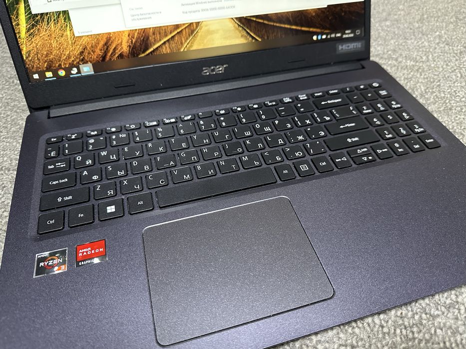 Ноутбук Acer в идеальном состоянии