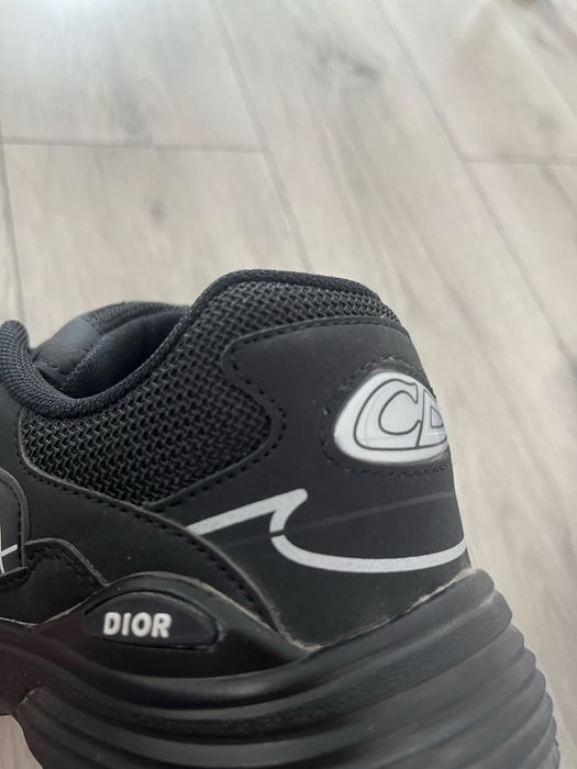 Dior b30 shoes.