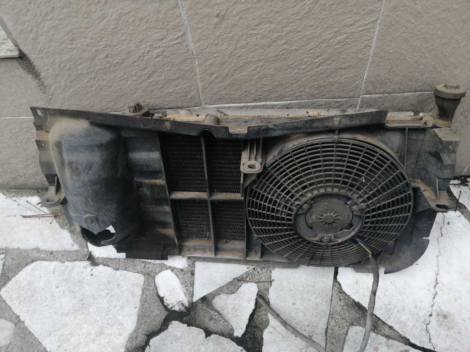 Радиатор с вентилатор Пежо 205 1.4 gt