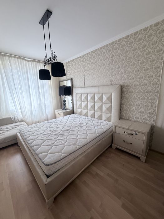 Спальний гарнитур