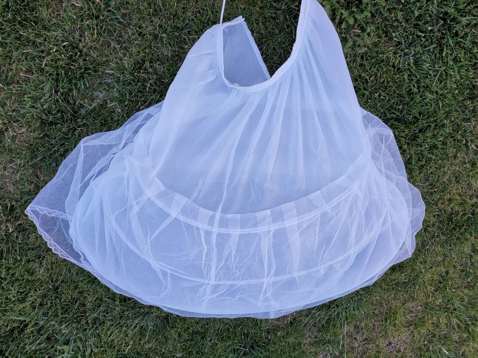 Jupon mireasa 3 cercuri nou