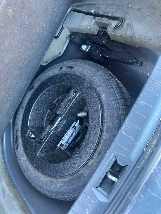 На Части Toyota Avensis 2.0 vvt-i 147 к.с ръчна 2005г