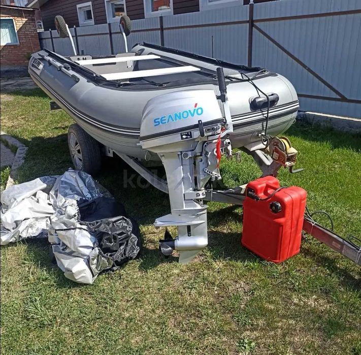 Продам лодку Sea Pro
