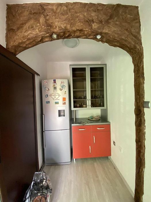 Дава се под наем Тристаен апартамент в Пловдив, Кючук Париж - 68 кв.м за 400 € - Снимка #2