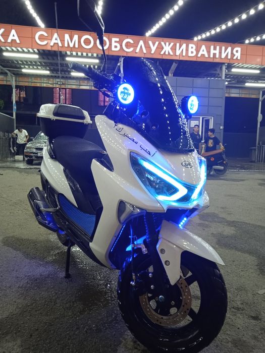 Макси 150куб мопед