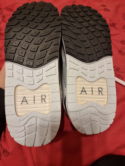 Adidasi nike airmax solo GS marimea 40