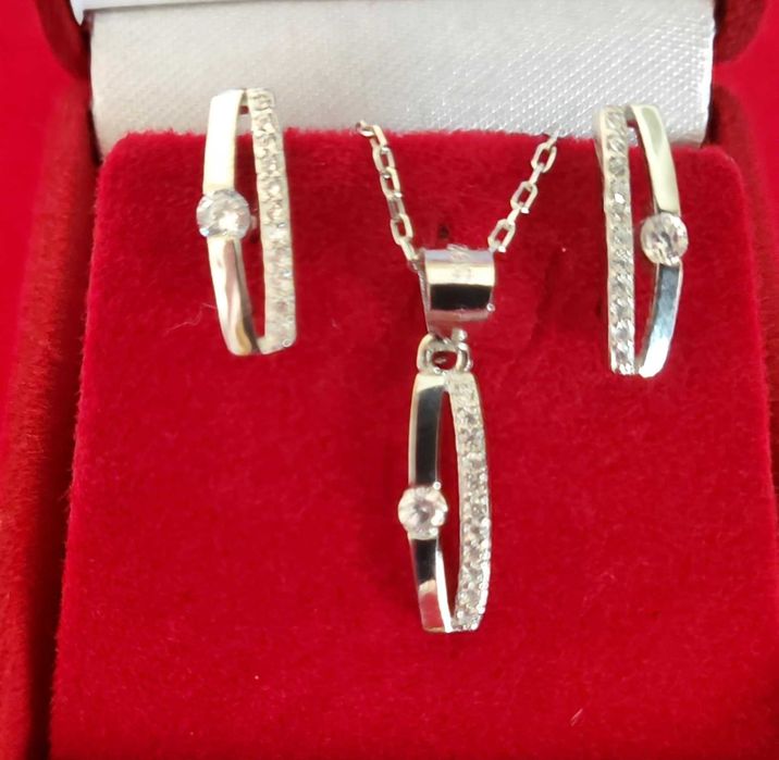 AG83,set argint 925,nou/marcat, 3 piese, zirconiu alb, ideal cadou