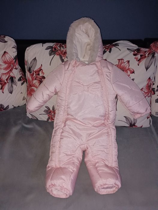 Бебешки космонавт "Mayoral" за момиче!