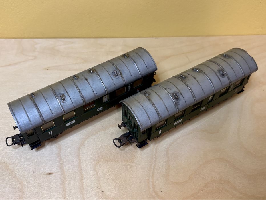 Два пътнически вагона Lima 1-ва и 2-ра класа администрация DB влак, влакче, локомотив