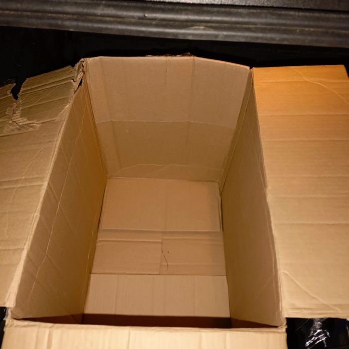 Коробки продаются