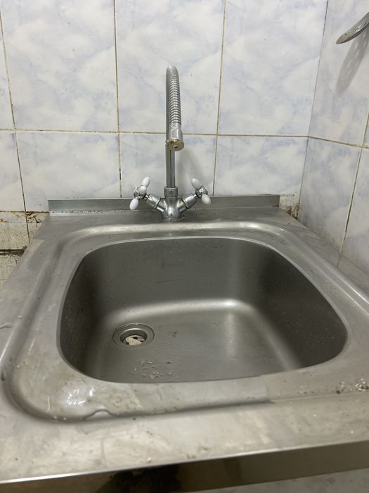 Продам раковину и смеситель