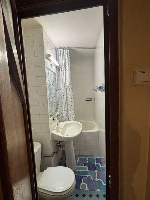 Inchiriez apartament 2 cmere