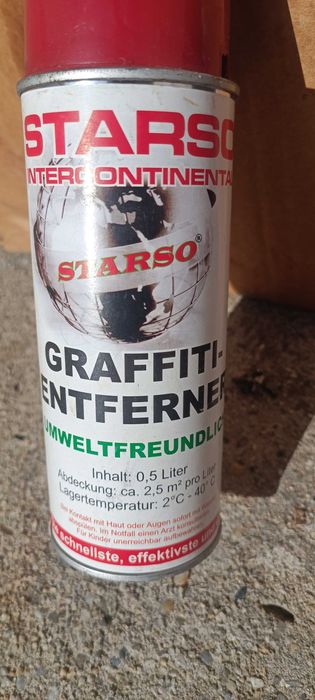 spray graffiti 8 bucati