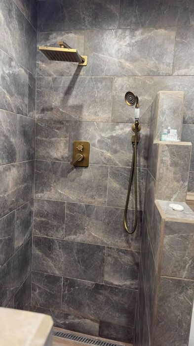 Дава се под наем Тристаен апартамент в Пазарджик, Център - 100 кв.м за 368.73 € - Снимка #11