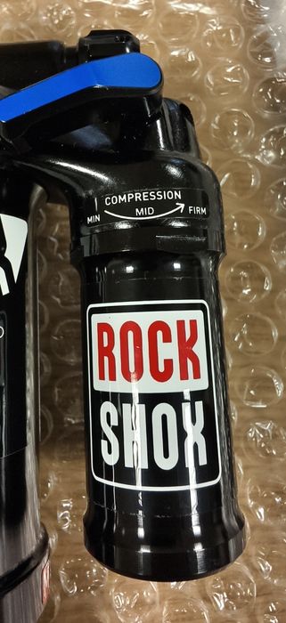 Заден амортесьор/Шок RockShox Monarch Plus RC3 DebonAir-200 x 51mm M/L