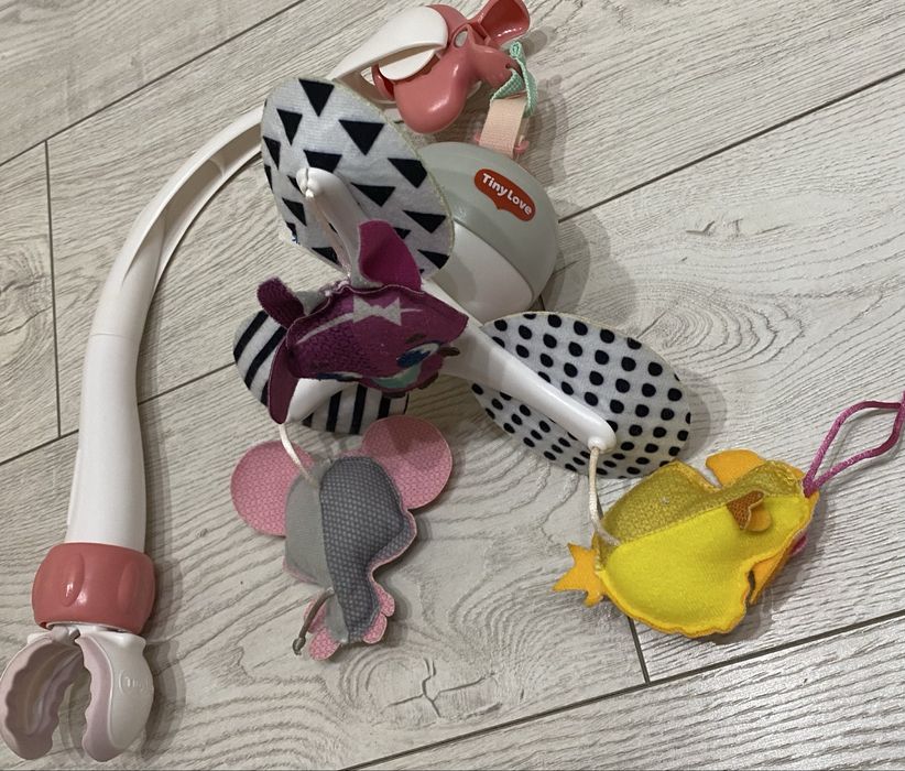 Музикална въртележка Tiny Love