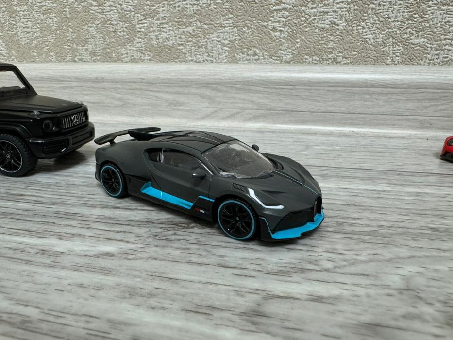 Машинки hotwheels, matchbox