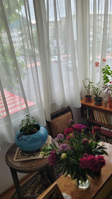 Apartament 2 camere semidecomandat de vânzare – Brașov, Calea București, cartier Astra