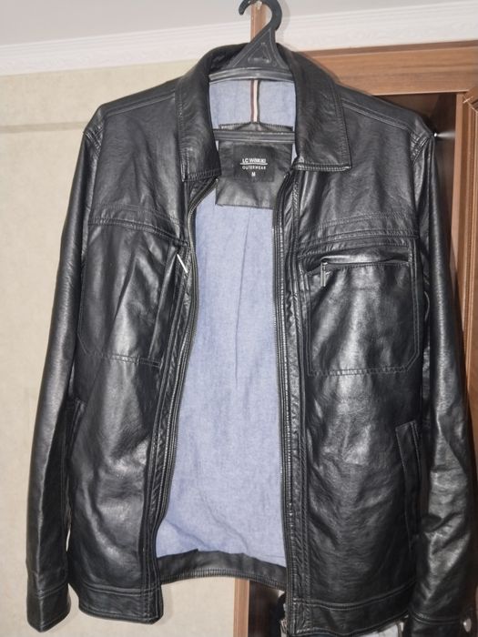 Продам весенюю мужскую куртку