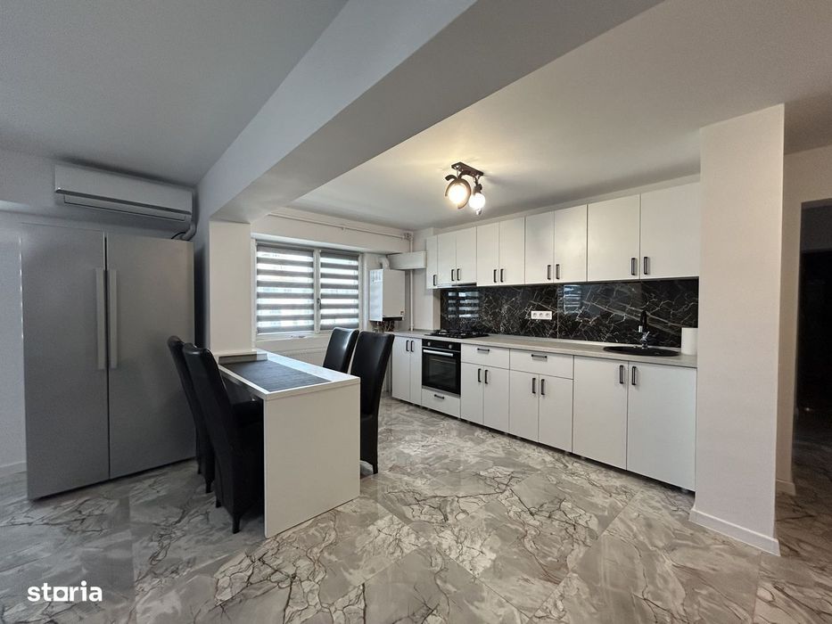 Apartament 3 camere, Craiovei .