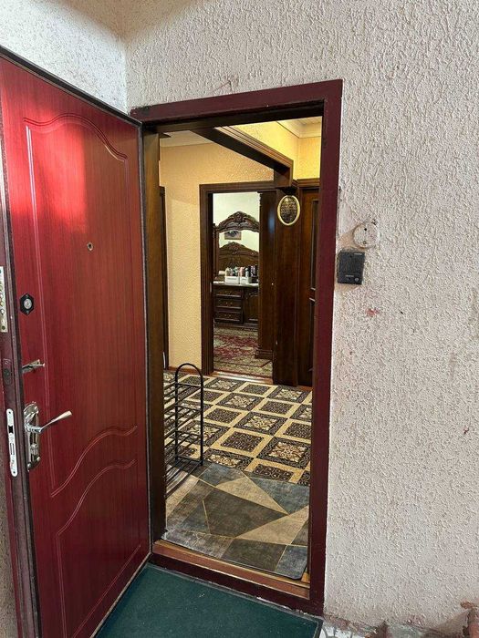 3 хоналик уй сотилади Ибн Сино 1