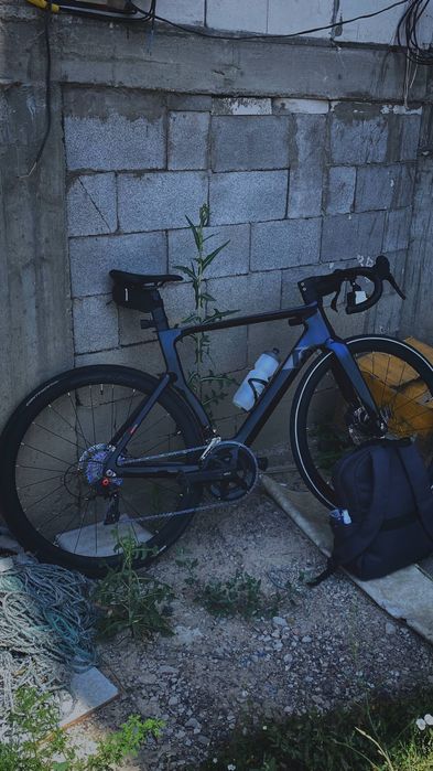 Шоссейный Велосипед  полностью КАРБОНОВЫЙ