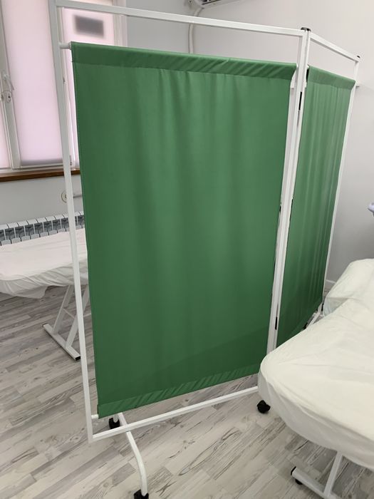 Ширма медицинская