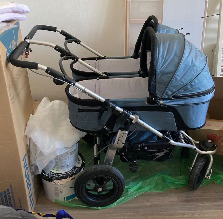 Коляска для двойни или погодок