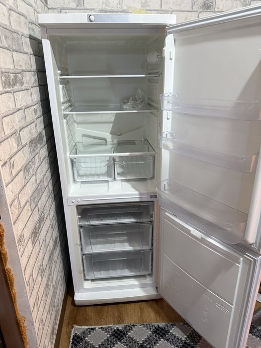 INDESIT muzlatgich