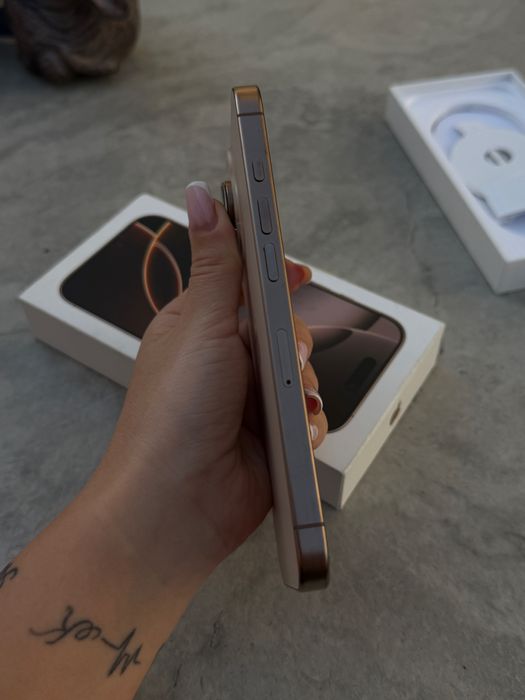Iphone 16 pro desert 256