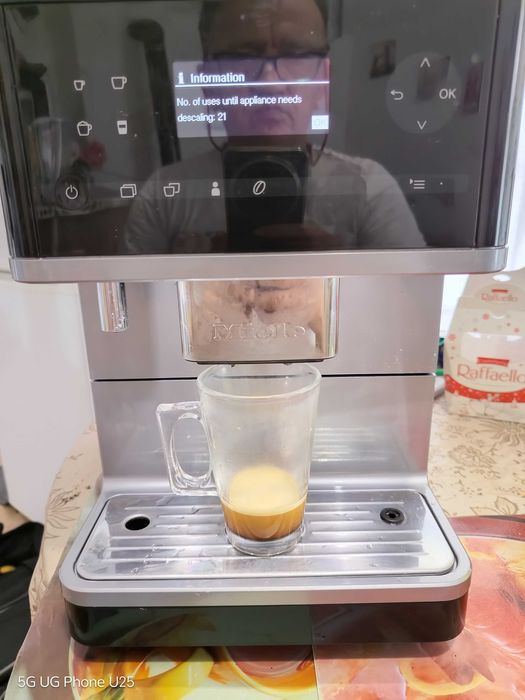 Автоматична кафемашина Miele. Кафе машина Miele.