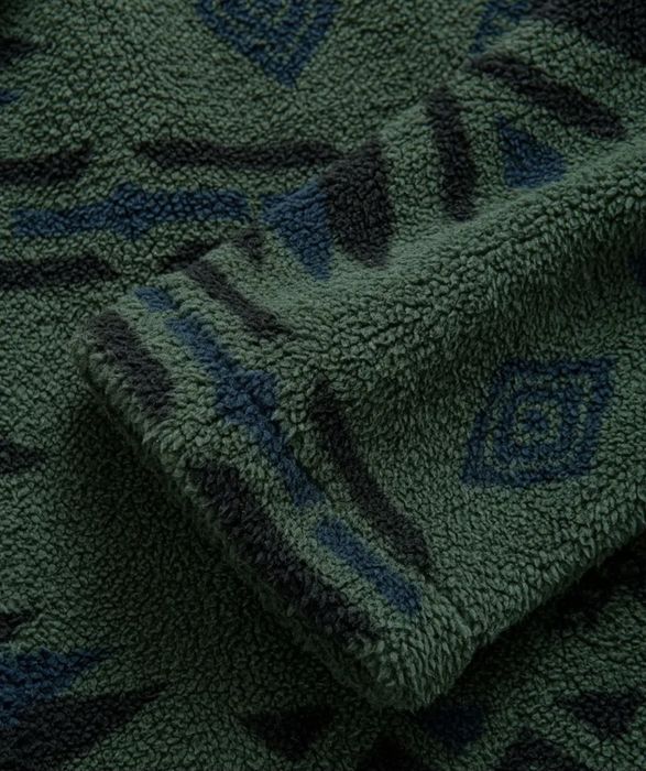 Костюм темно зелёный