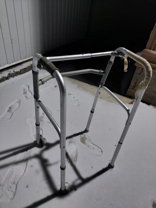 Ходунки для взрослых