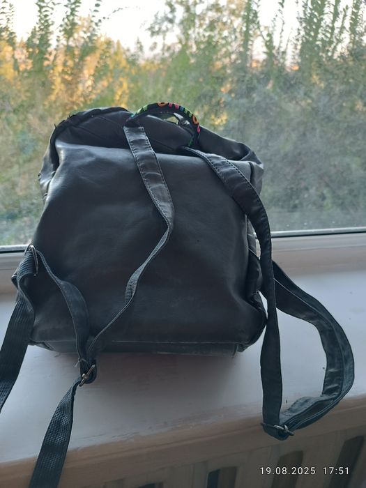 Рюкзак школьный дёшево