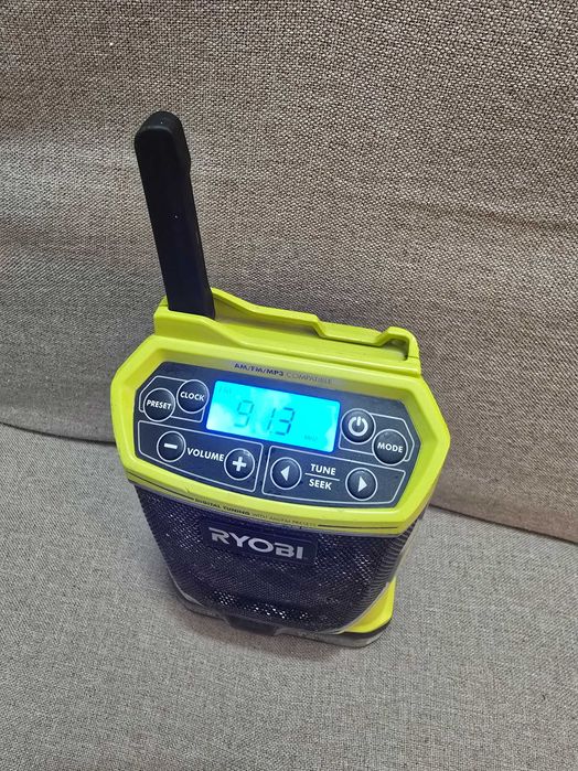 Radio șantier RYOBI CDR180 One plus cu baterie ryobi one plus 18v