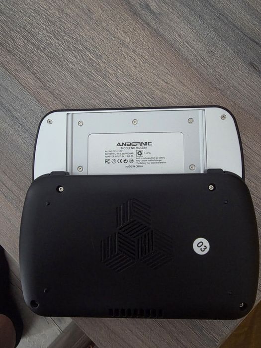 Anbernic Rg Slide