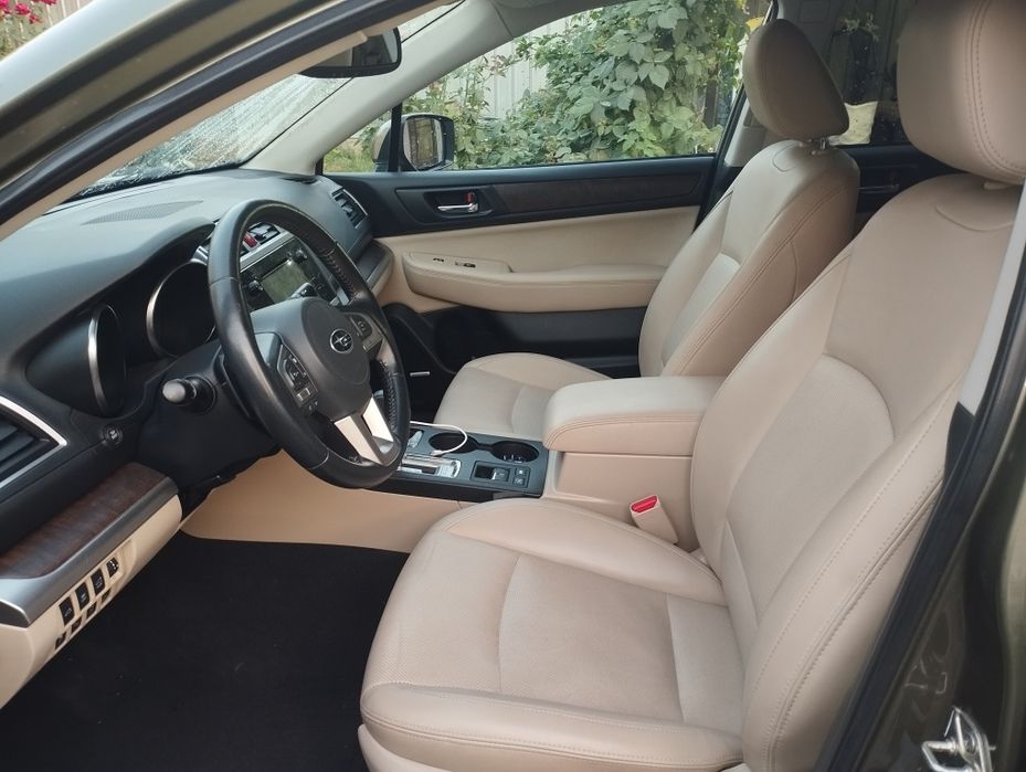 Продаеться Субару оутбек