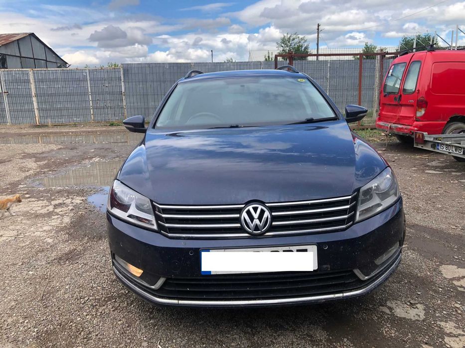 Piese auto din dezmembrari VW Passat B7, 2.0tdi CFFB / albastru LH5X