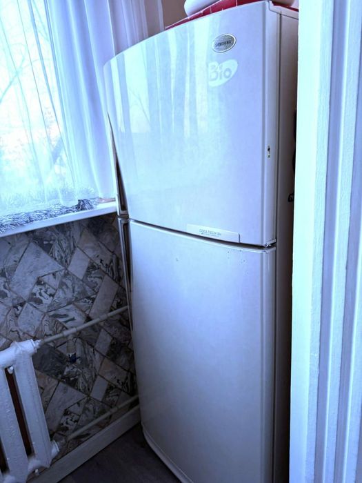 Холодильник Холодильник