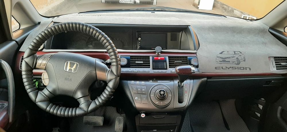 Хонда элюжн, 6.5 млн