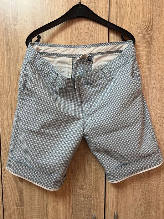 Дамски къси панталони Volcom (M)