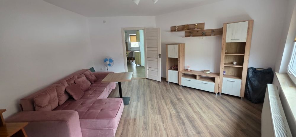 Inchiriez apartament cu 2 camere