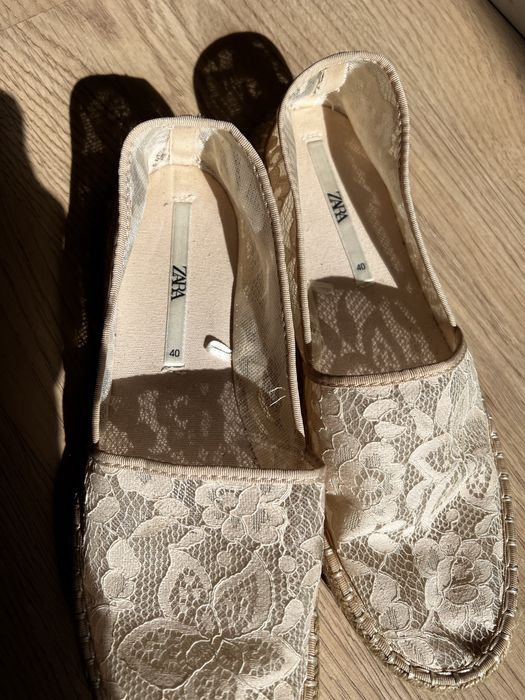 Продам женскую обувь