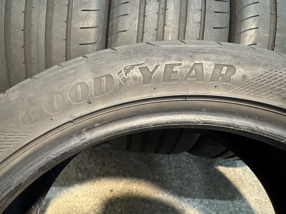 Гуми 245/40/18 GOOD YEAR Eagle F1