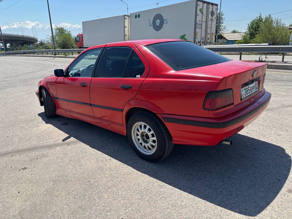 Bmw E36 (318i) Red