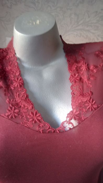 Ново дамско боди с дантела на изгодна  цена