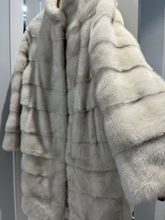 Продается норковая шуба!